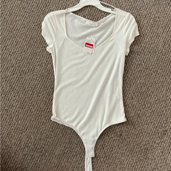 Black (1) & white (1) bodysuit - Picture 2 of 7